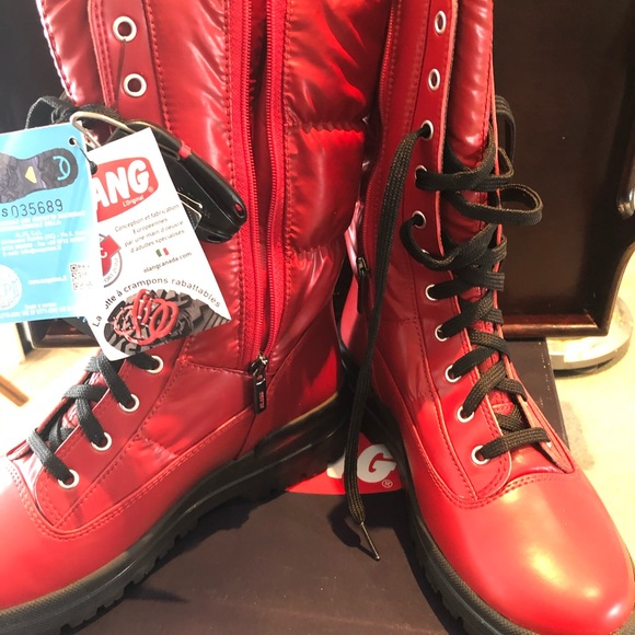 Red DELUX brand new Boots - Picture 2 of 4